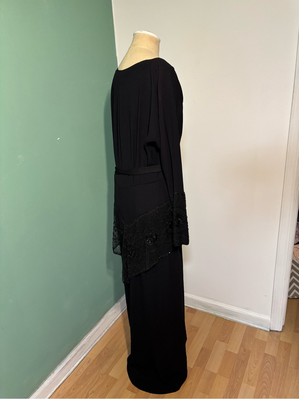 Vintage 1930’s 1940’s Woman’s Peplum Evening Gown with Black Beading - Picture 11 of 11